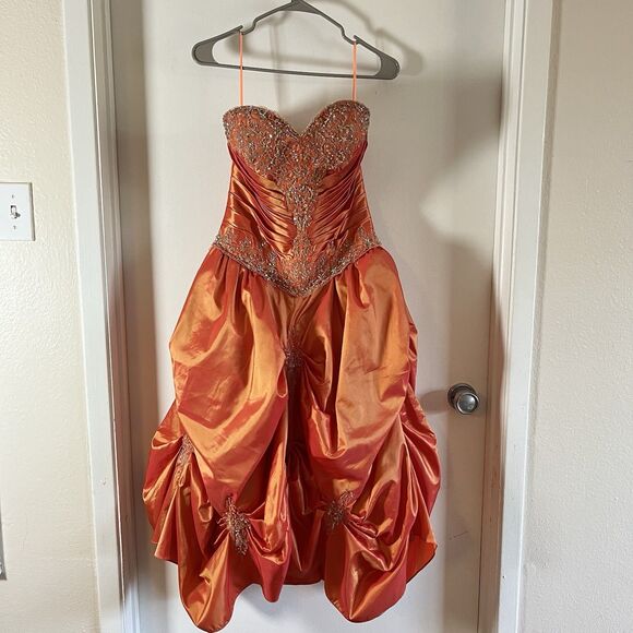 MARY'S FORMAL QUINCEANERA/PROM DRESS Sz 8 Beaded - Picture 5 of 16